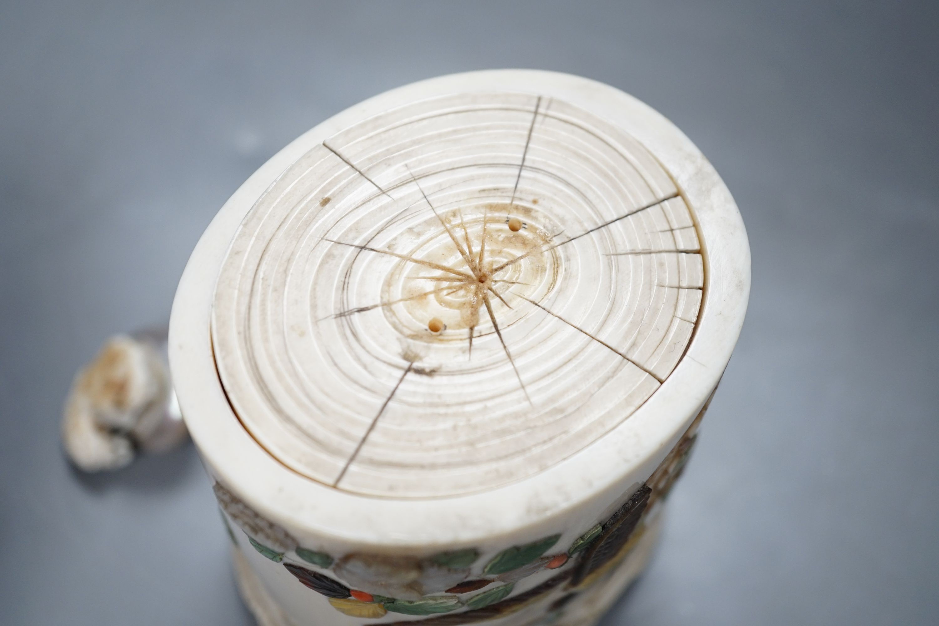 A Japanese shibayama ivory box and cover, Meiji period, with mother of pearl snail finial 12cm